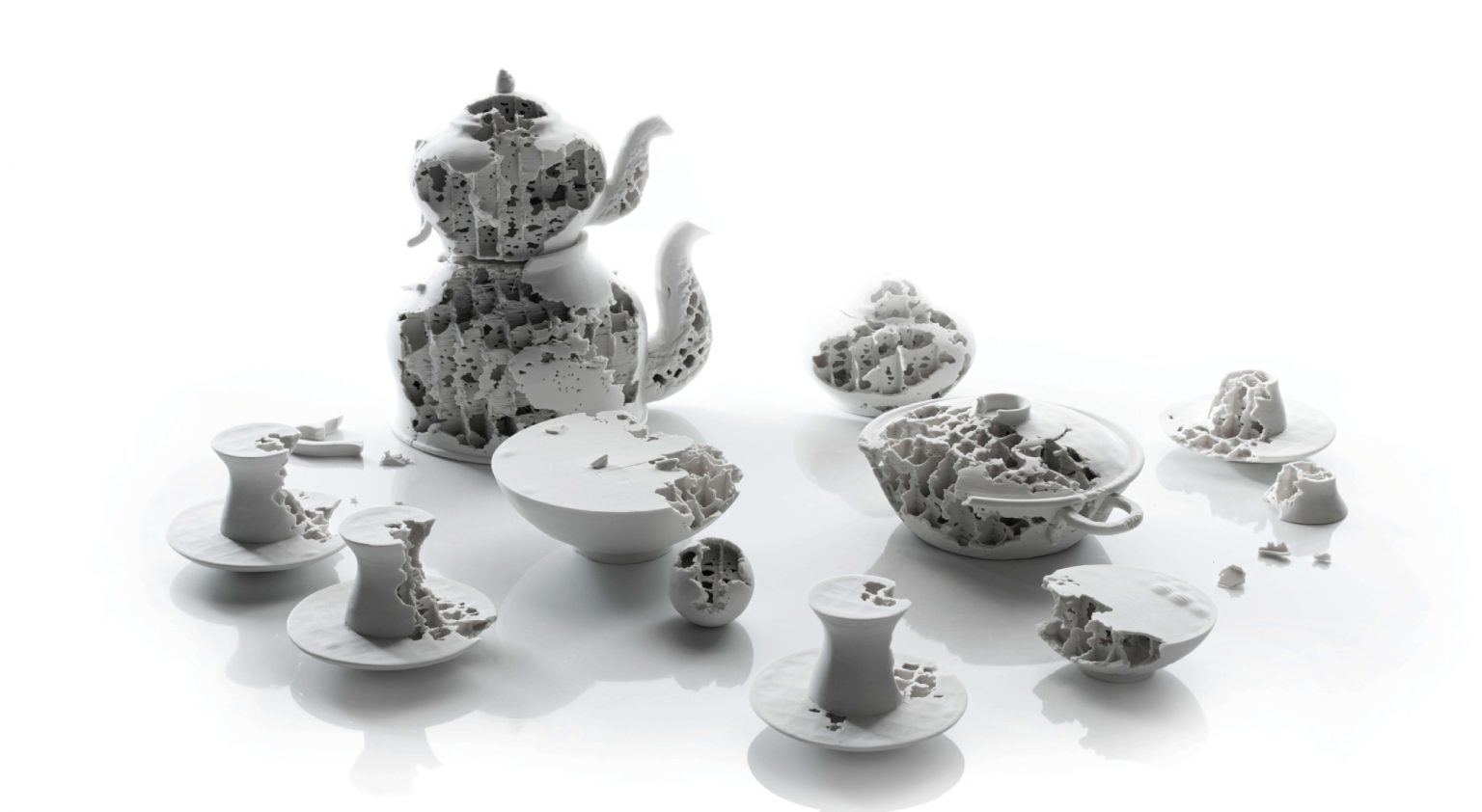 INTERNATIONAL RECOGNITION FOR TURKISH CERAMIC ARTIST Zuchex BLOG